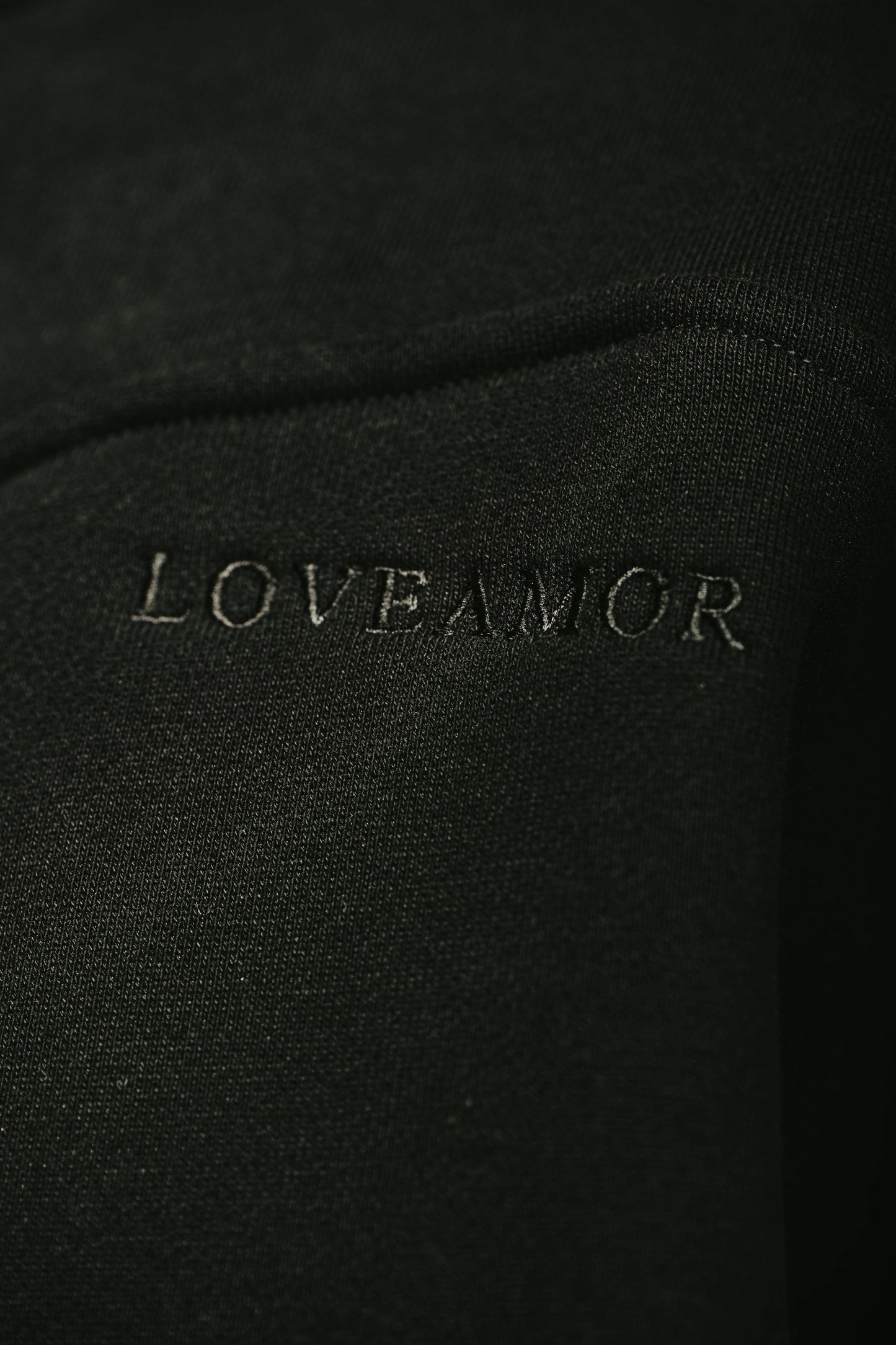 LOVEAMOR HOODIE BLACK