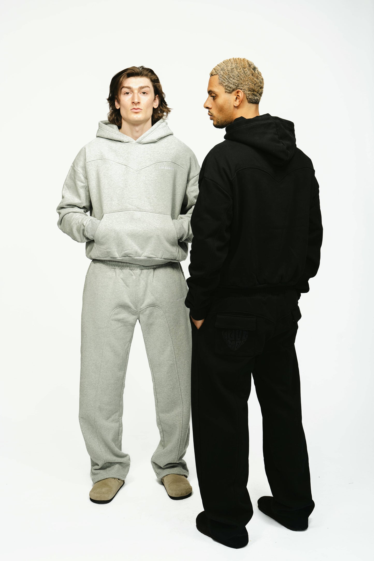 LOVEAMOR HOODIE BLACK
