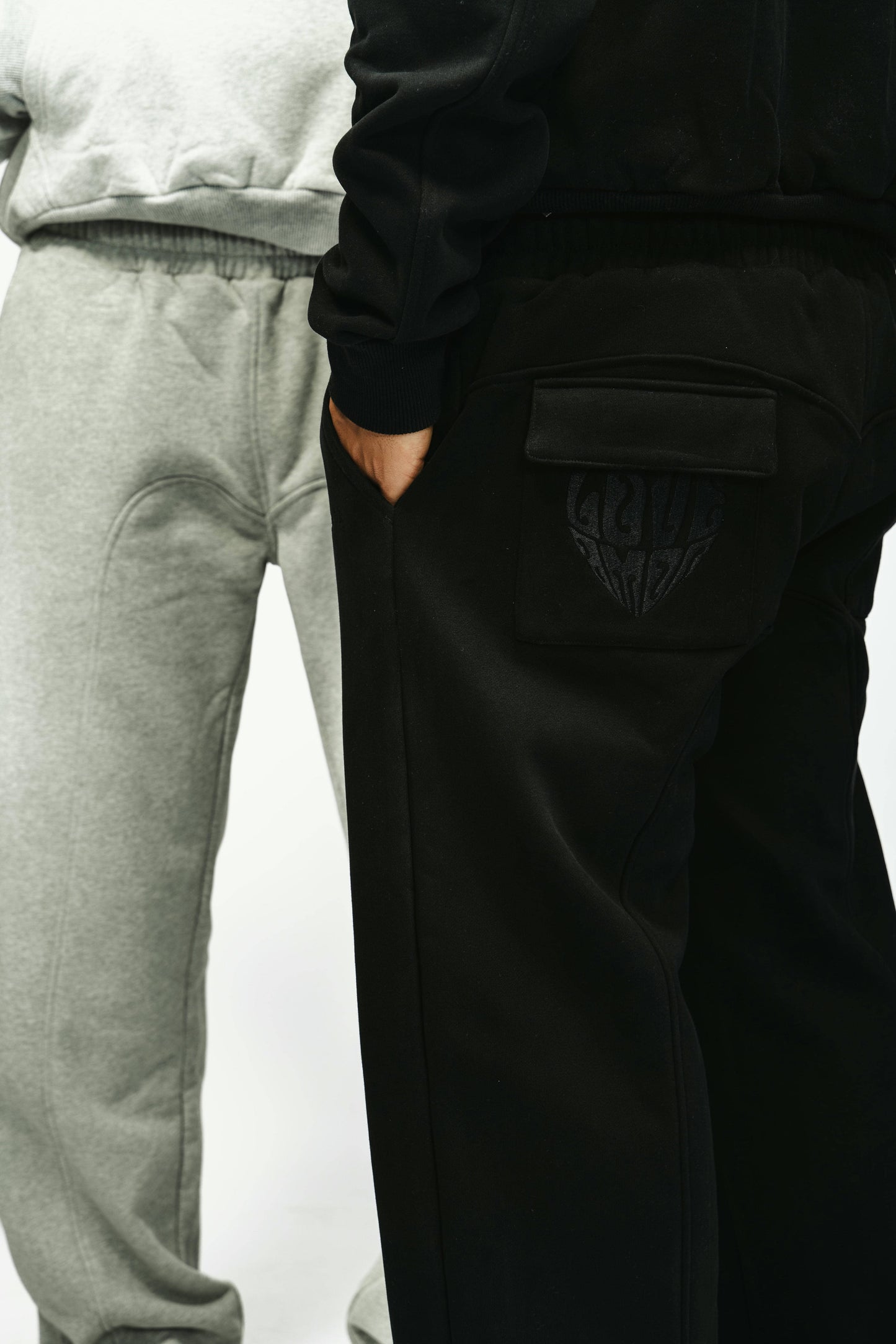 LOVEAMOR JOGGER BLACK